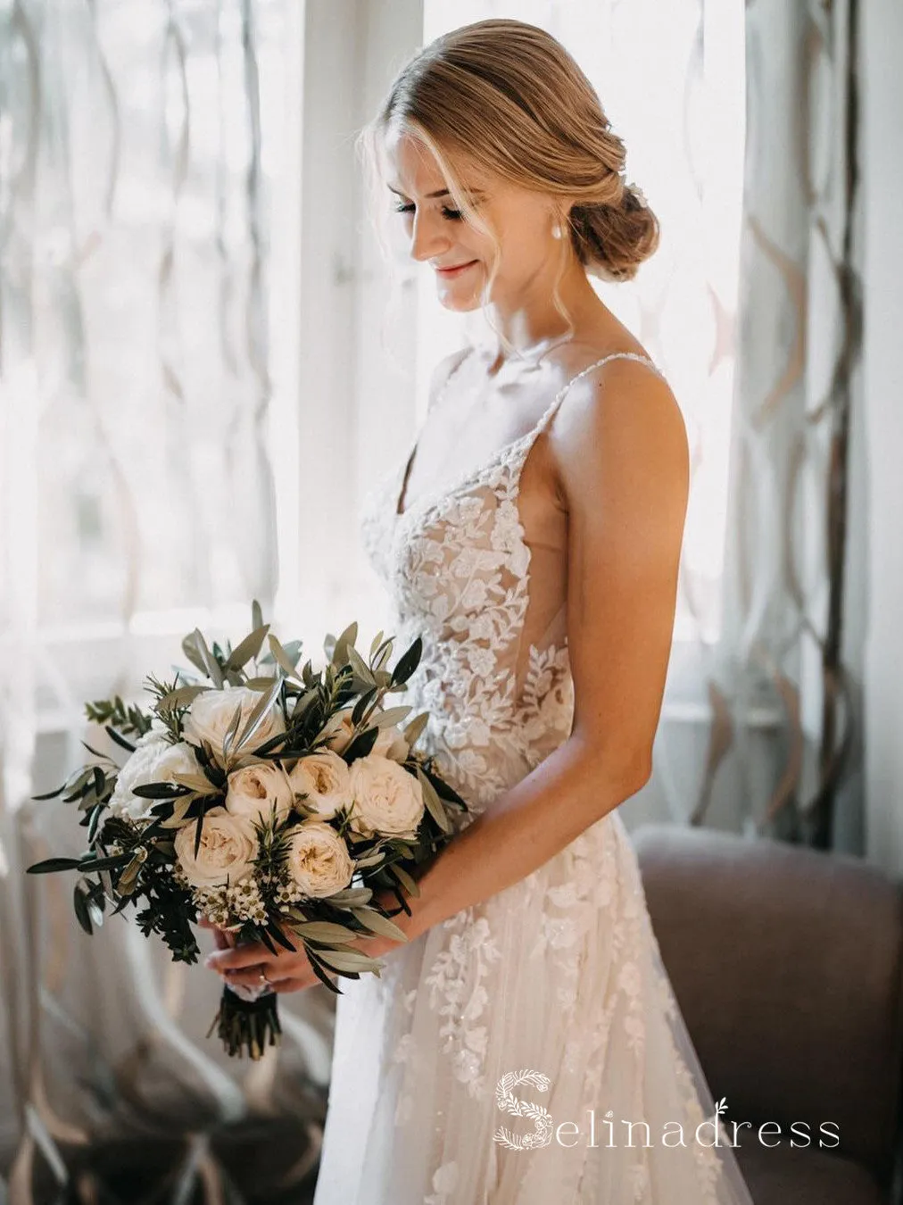 A-line Spaghetti Straps Lace Wedding Dresses Romantic Bridal Gowns CBD296