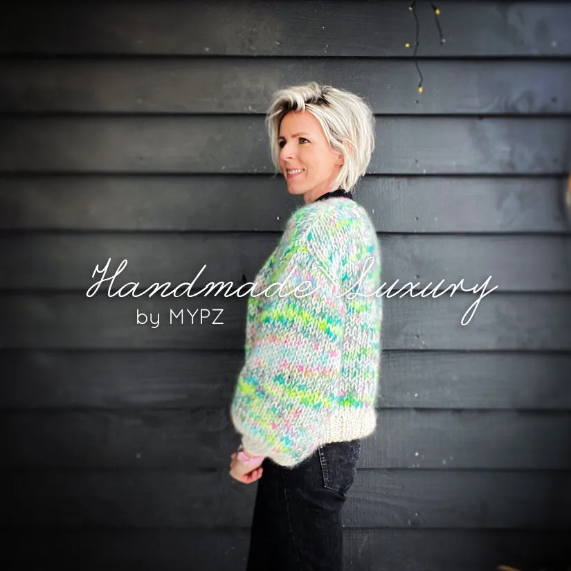 Knitting Kit – MYPZ Short Chunky Alpaca-Mohair Cardigan Happy Forest No15 (ENG-NL)